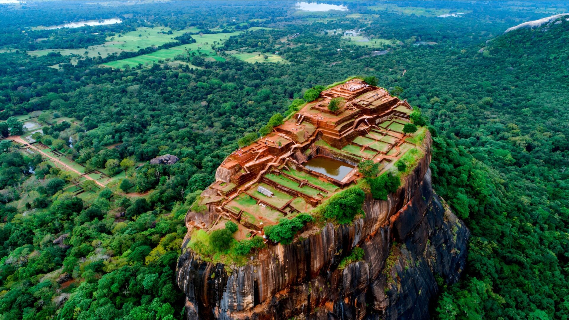 sri lanka cultural heritage sigiriya rock fortress