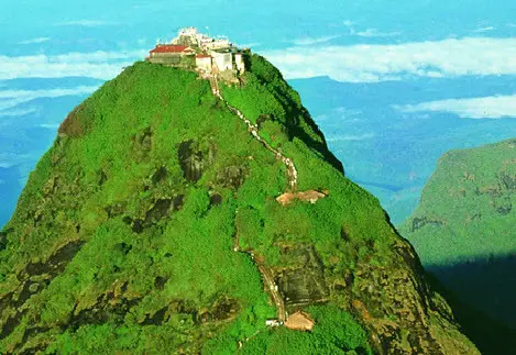 Adam’s Peak Sri Padaya Sri Lanka