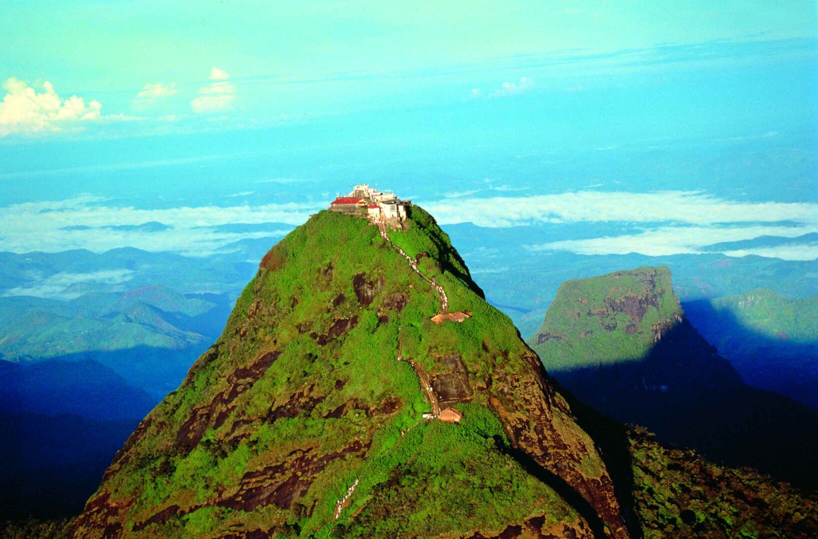 sri lanka spiritual places adams peak sri pada