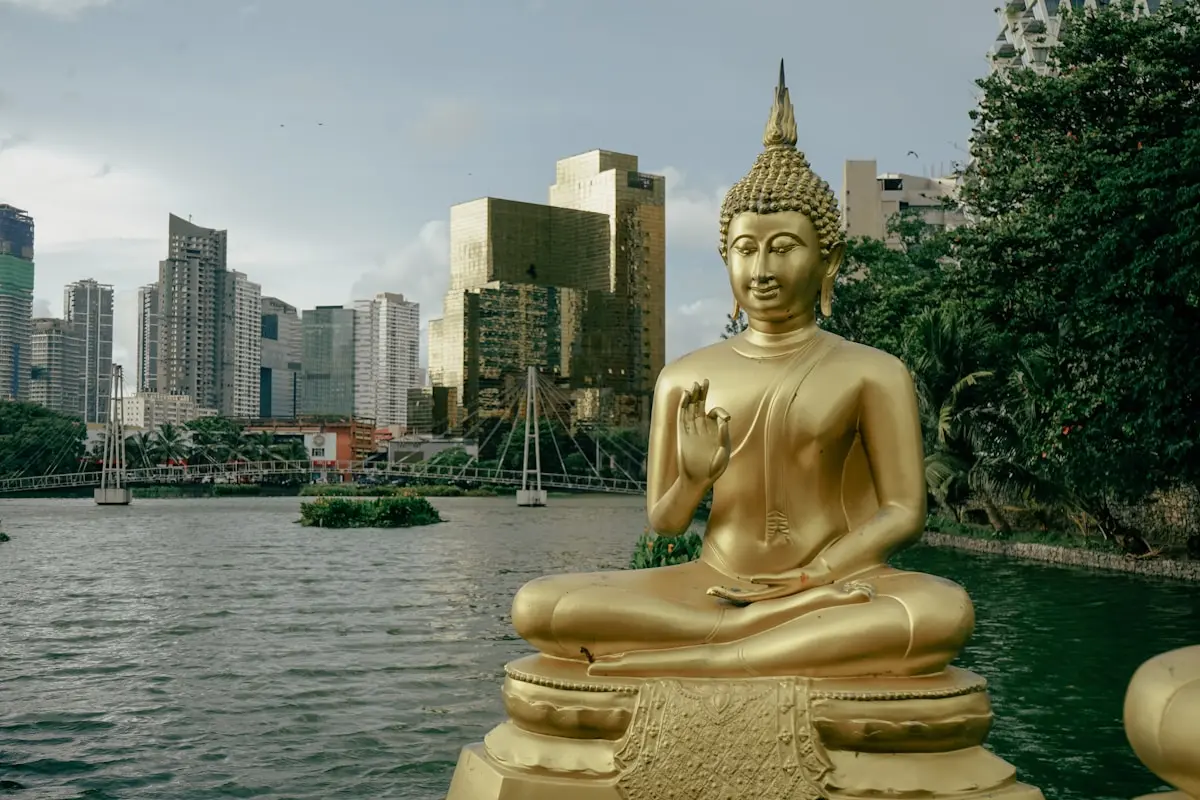 COLOMBO GANGARAMAYA